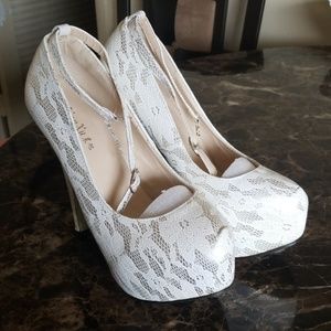 White/Silver Heels